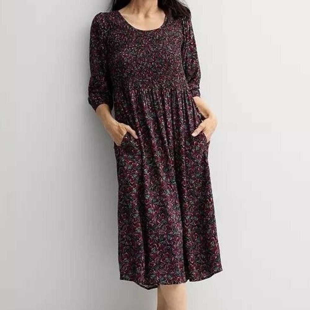 Croft Barrow Black Smocked Challis Fit Flare Dress S Maroon Paisley Cottagecore - Picture 3 of 12